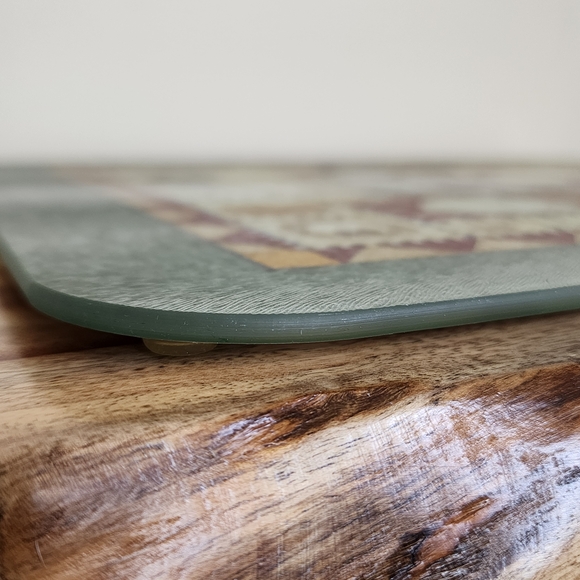 Christmas Glass Cutting Board Santa Snowman Trivet Counter Saver Chopping Board - Picture 7 of 8